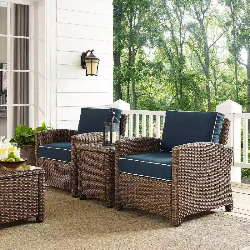 Bradenton Set da 3 Pezzi da Esterno in Vimini con Due Sedie e Tavolino Blu Navy - Crosley