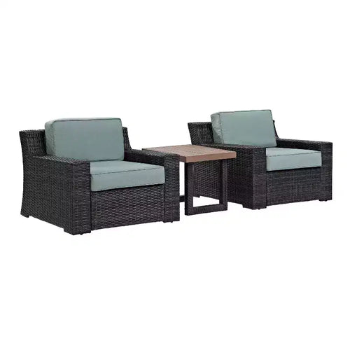 Set da 3 pezzi da esterno in vimini Beaufort con tavolino laterale - Mist - Crosley: Salotto da patio resistente alle intemperie e ai raggi UV