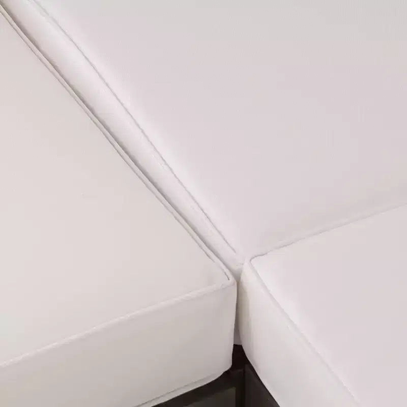 Divanetto a 2 posti con bracciolo sinistro Oana in legno di acacia da esterno e tavolino da caffè con cuscino grigio/bianco - Christopher Knight Home