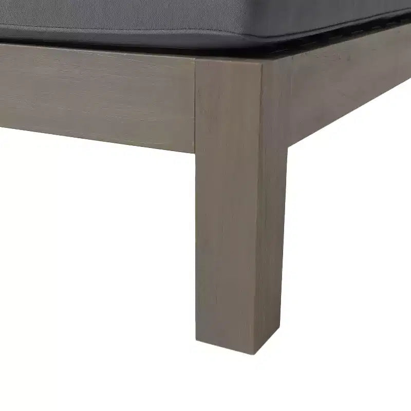 Divanetto con bracciolo sinistro da esterno a 2 posti Brava in legno di acacia e tavolino da caffè con cuscino Grigio/Grigio scuro - Christopher Knight Home