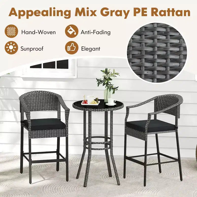 Set da bar Costway a 3 pezzi in rattan per esterni con sedie a braccioli e tavolo rotondo ad altezza bar