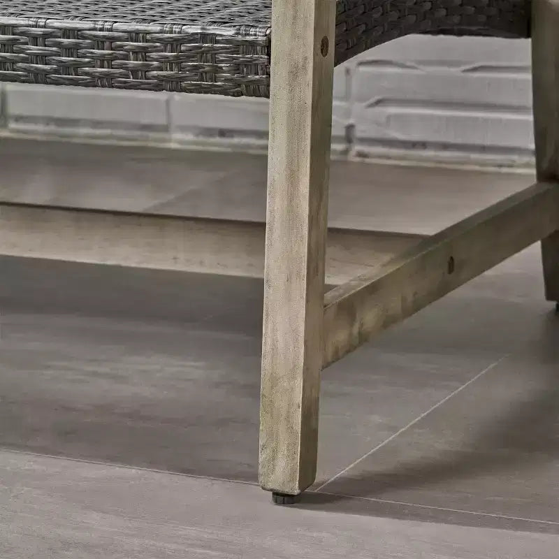 Set di divano a 3 posti e tavolino Christopher Knight Home Sewell in legno di acacia e vimini da esterno
