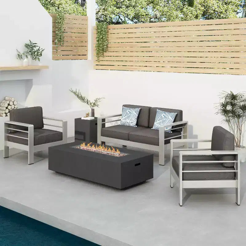 GDFStudio Crested Bay Set da conversazione da esterno a 4 posti in alluminio con braciere grigio scuro