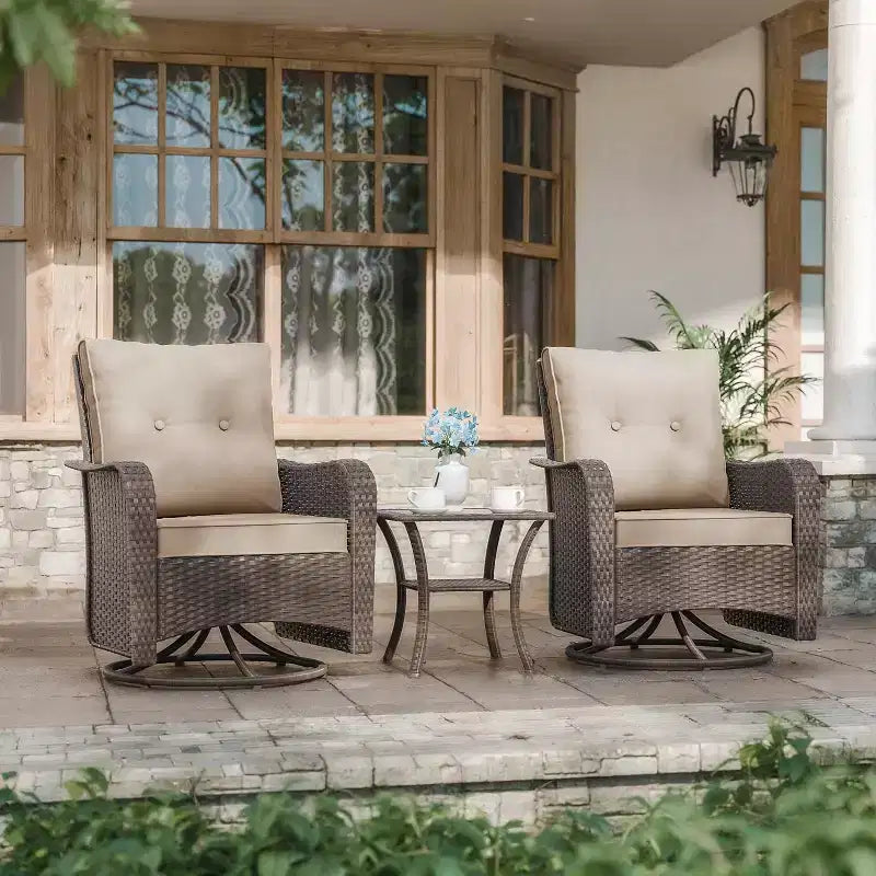 ALAULM Set di 3 Poltrone Girevoli a Dondolo in Vimini da Esterno per Patio con 1 Tavolino da Caffè in Rattan