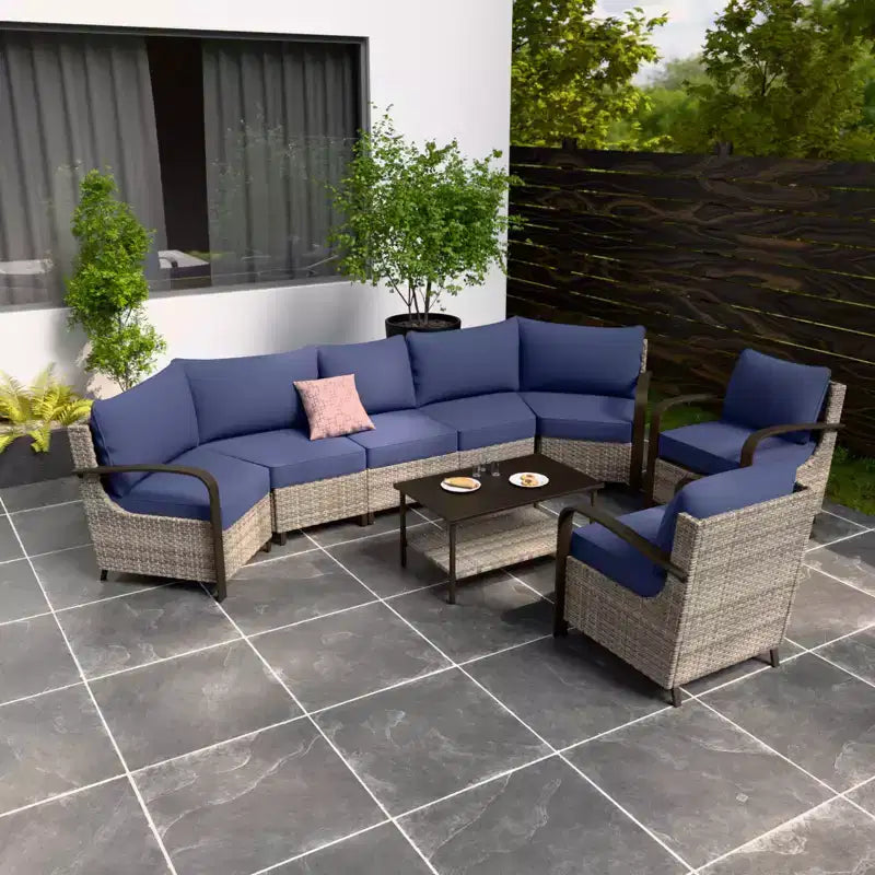Set di mobili da giardino EAGLE PEAK Coastal Vista, set da conversazione da patio in vimini curvato a mezzaluna con tavolino da caffè
