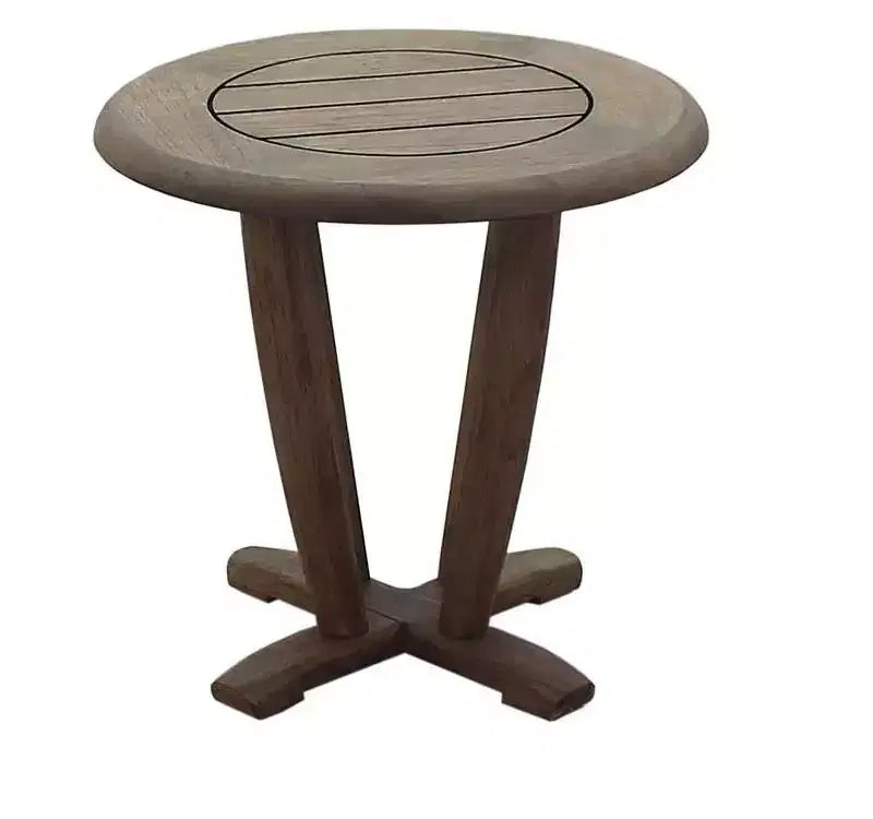 Set di sedute da 3 pezzi Courtyard Casual Avalon in teak FSC Include: due poltrone Club e un tavolino rotondo