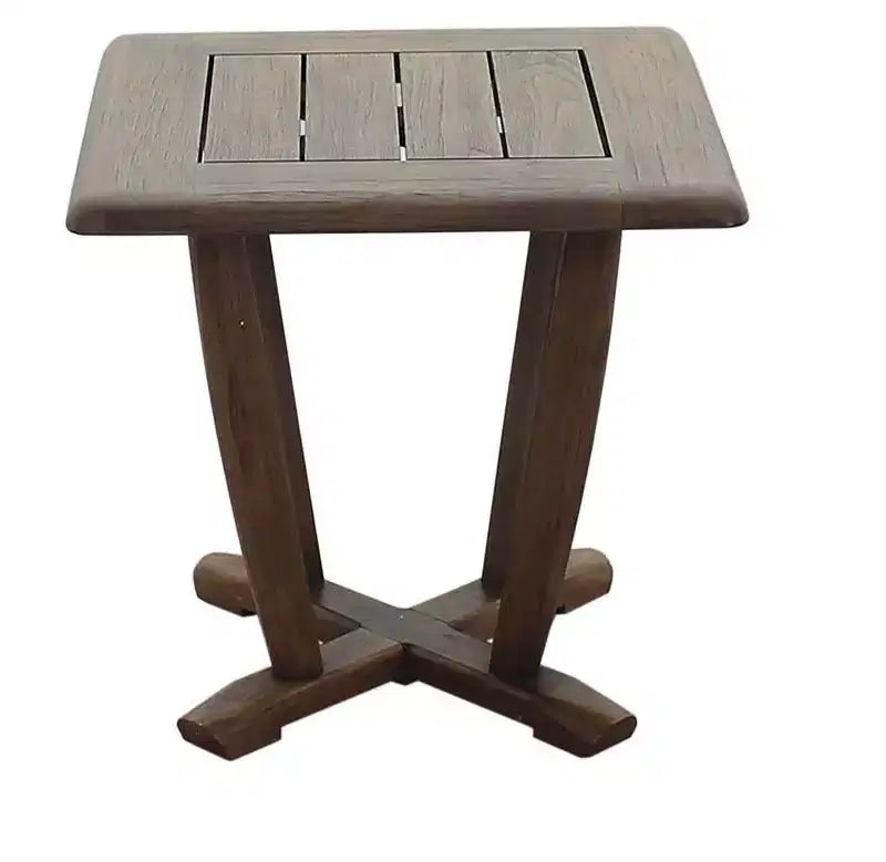 Set salotto da esterno 3 pezzi con movimento Courtyard Casual Avalon in Teak FSC include: Due Poltrone Girevoli e un Tavolino Quadrato