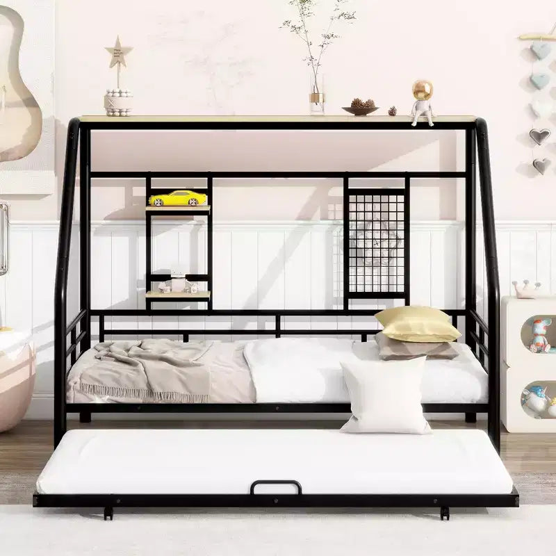 Letto a giorno a forma di casetta con rotelle e ripiano portaoggetti, struttura in metallo, singolo/una piazza e mezza, 1 persona