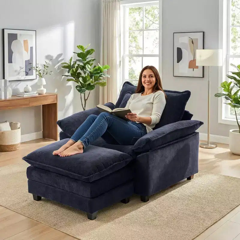 Poltrona d'accento in ciniglia con pouf, seduta singola, colori multipli
