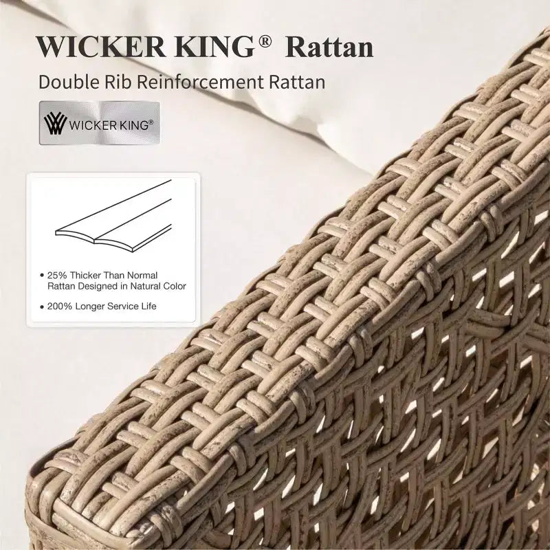 Divani Sezionali da Esterno in Rattan Intrecciato di Captiva Designs con Poggiapiedi e Cuscini