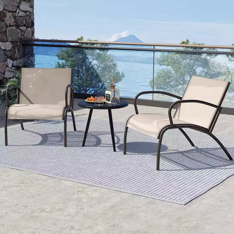 Set da 3 pezzi per patio Costway con sedie a seduta curva in tessuto e tavolino rotondo per giardino