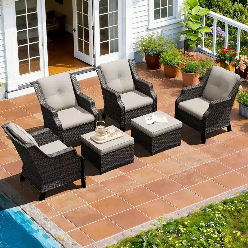 Set modulare UPTIOT con 4 sedie e 2 pouf