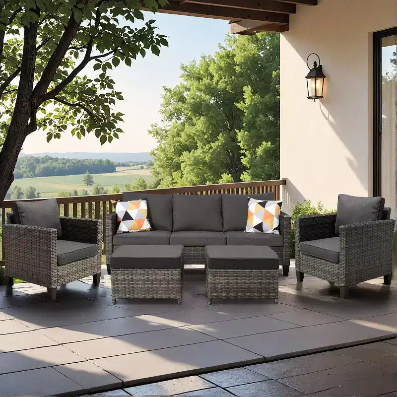 Set di mobili da esterno HOMLUX 5 pezzi: divano a 3 posti + 2 sedie + 2 pouf