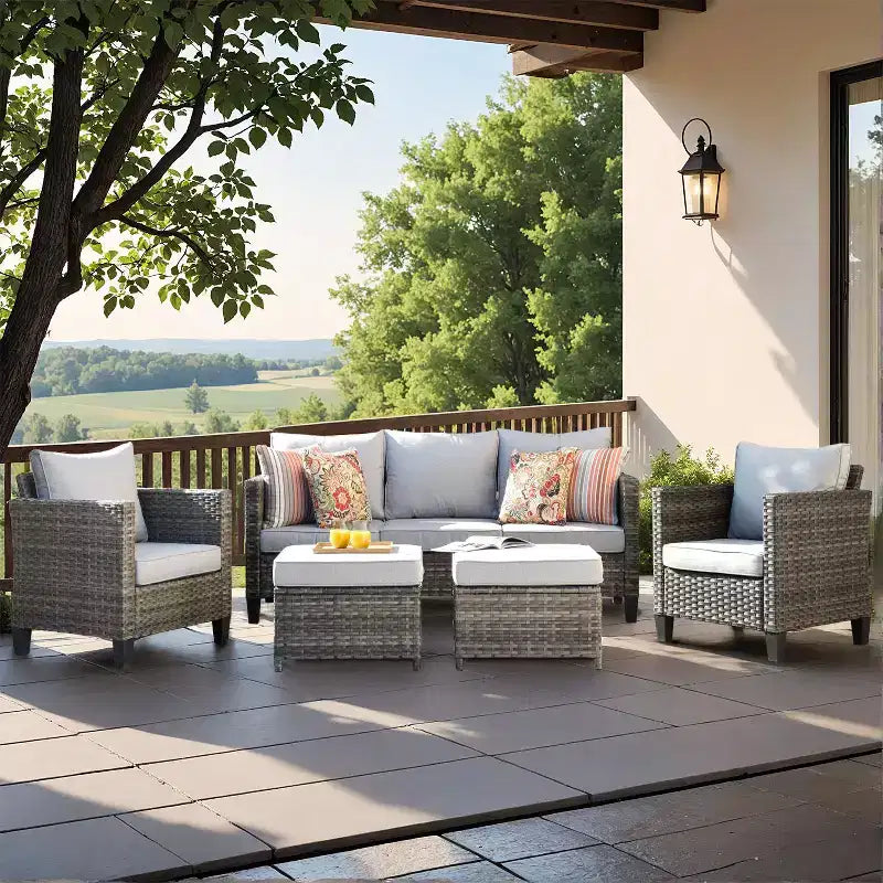Set di mobili da esterno HOMLUX 5 pezzi: divano a 3 posti + 2 sedie + 2 pouf