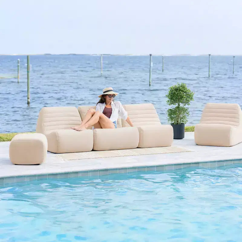 Set di mobili da giardino da esterno Big Joe Solvana, divano in tessuto performante resistente alle intemperie, sezione a 7 pezzi, crema solare