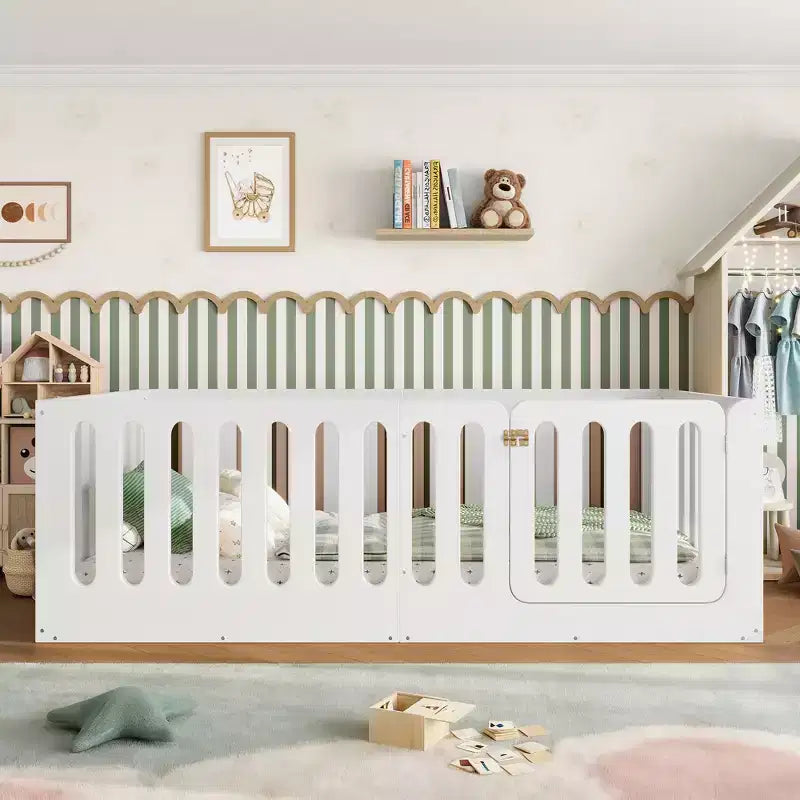 Letto Montessori a terra per bambini, singolo, bianco, con sponde e cancelletto – Legno massello, 1 posto