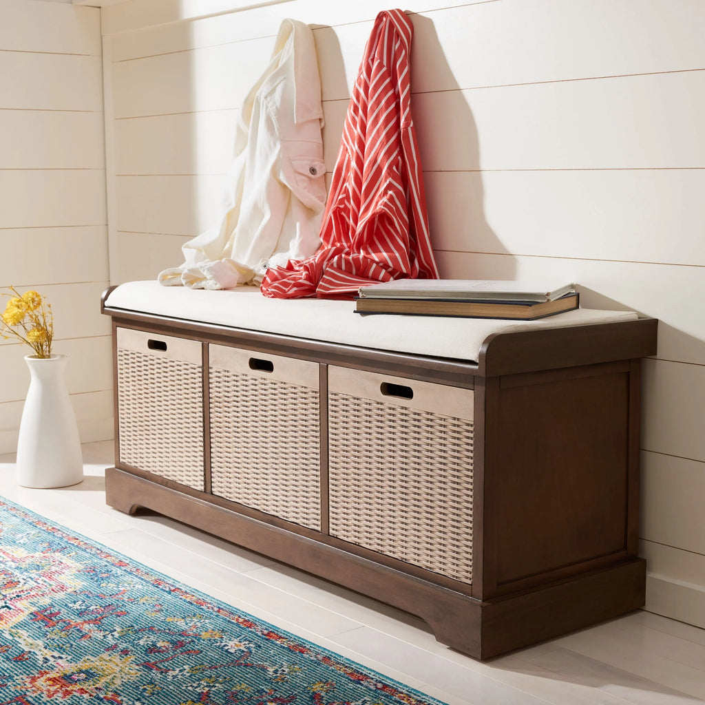 Bank tal-ħażna SAFAVIEH Fiorello bi 3 kxaxen u kuxxin - 47.3 W x 15 L x 19 H - 47Wx15Dx19H