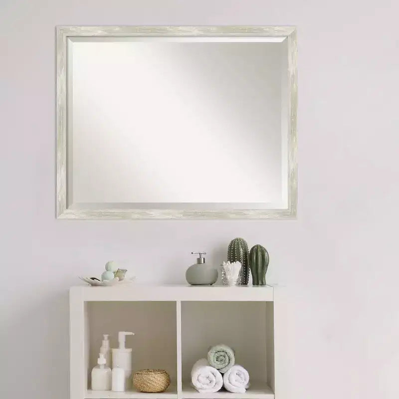 Specchio da parete stretto con cornice argento metallizzato, rettangolare, 1 persona