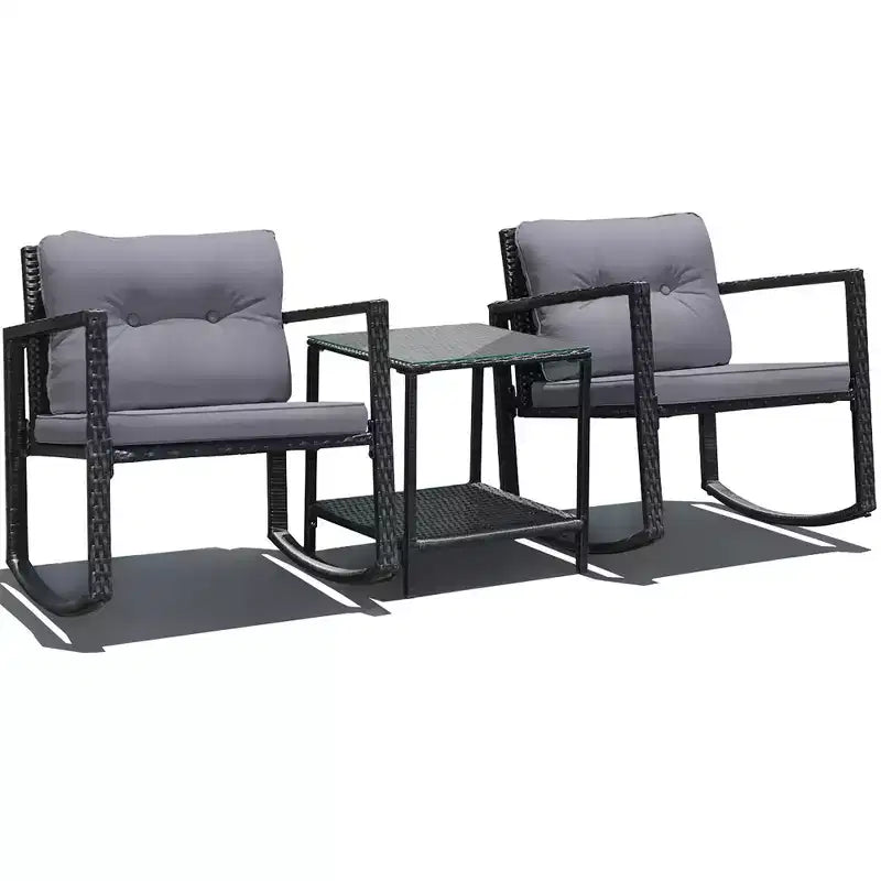 Set di mobili da giardino Costway 3 pezzi in rattan, poltrone a dondolo con cuscini