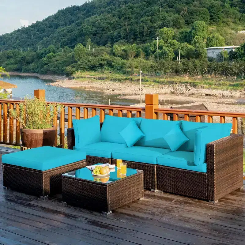 Set Mobili da Giardino in Rattan da Esterno Costway 5 Pezzi con Cuscini Turchesi/Blu Scuro/Neri