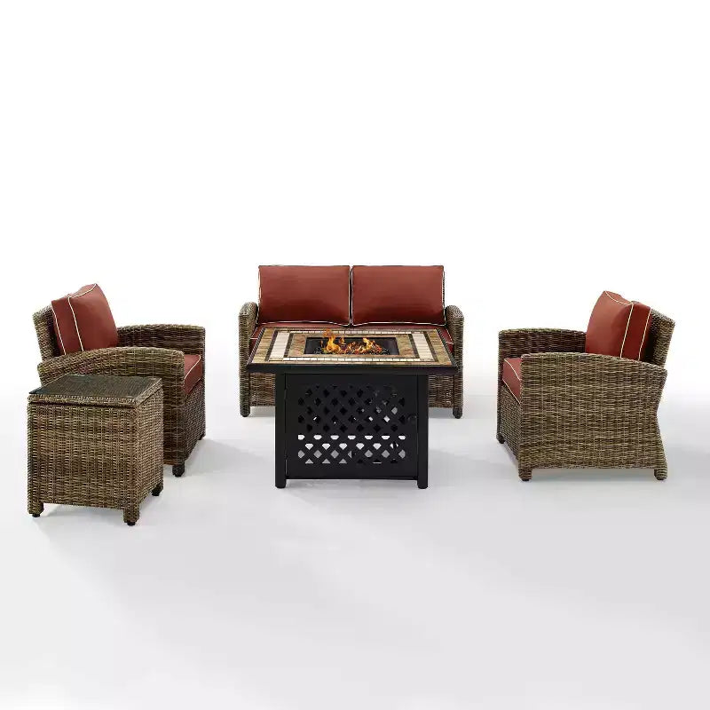 Set di mobili da esterno con braciere Crosley Bradenton in acciaio, 5 pezzi