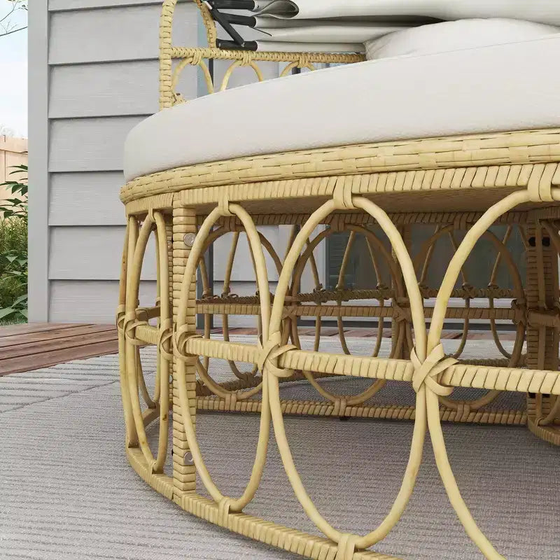 Outsunny Letto rotondo da esterno 4 pezzi con tettuccio, set mobili da giardino in rattan PE imbottito, bianco crema