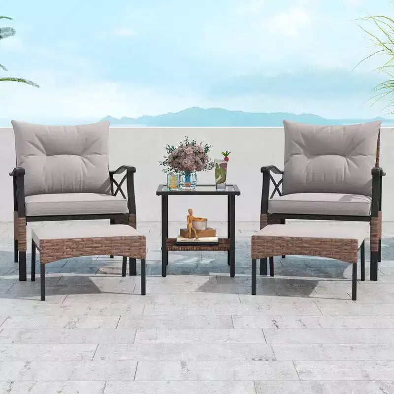 Costway Set da 5 Pezzi per Patio con Tavolino da Caffè a 2 Livelli e 2 Pouf con Cuscini Inclusi