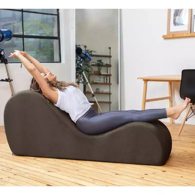 Chaise longue Avana Sleek per yoga - Prodotta negli USA - Ideale per stretching, relax, esercizio e altro, 60D x 18W x 26H pollici, grigio chiaro