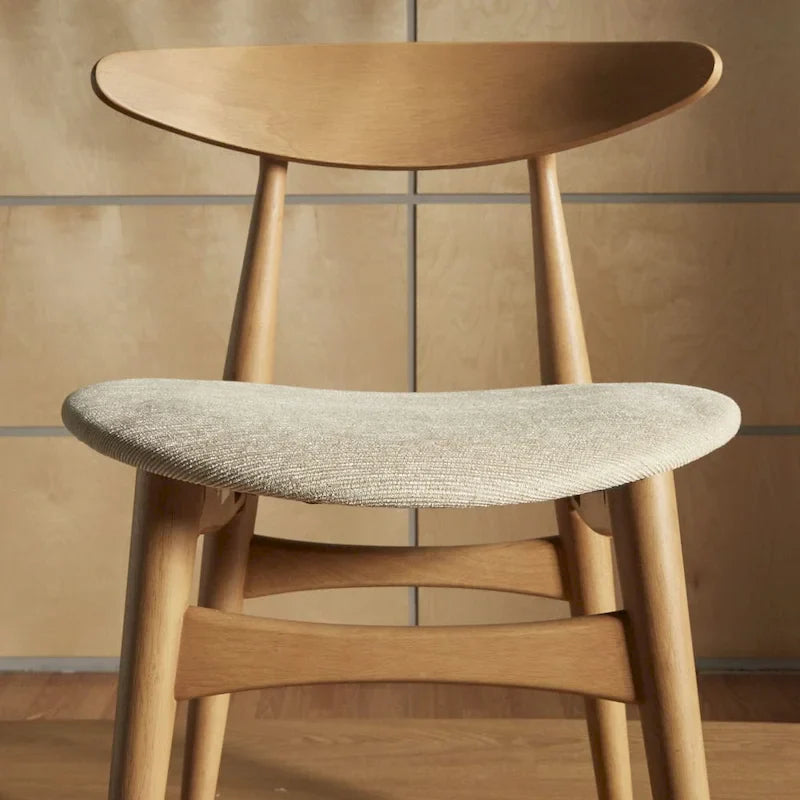 Set da pranzo affusolato in rovere norvegese e danese di iNSPIRE Q Modern